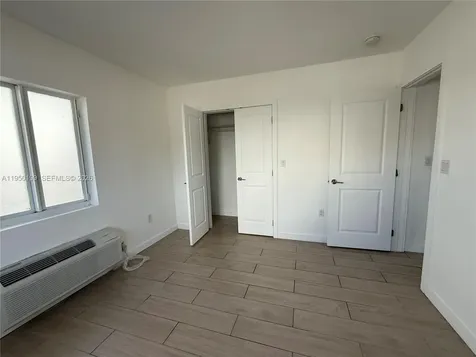 625 77th Street Miami Beach FL 33141