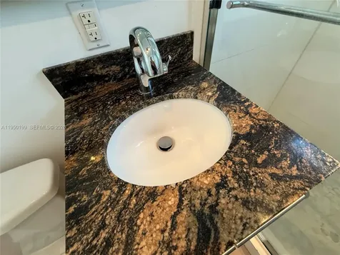 625 77th Street Miami Beach FL 33141