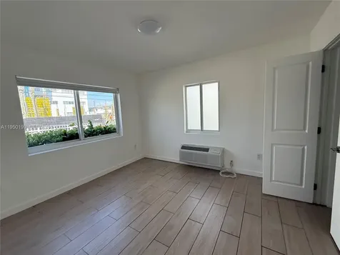 625 77th Street Miami Beach FL 33141