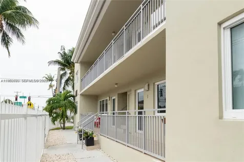 625 77th Street Miami Beach FL 33141