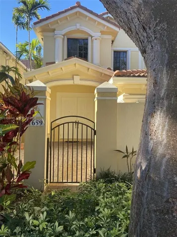 1659 Passion Vine Circle Weston FL 33326