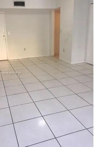 4717 NW 7th Miami FL 33126