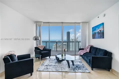 495 Brickell Miami FL 33131