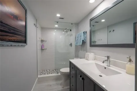 5701 Collins Avenue Miami Beach FL 33140