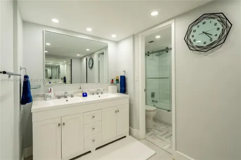 5701 Collins Avenue Miami Beach FL 33140