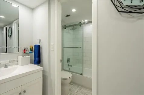 5701 Collins Avenue Miami Beach FL 33140