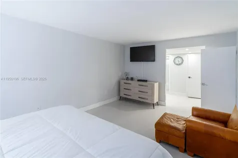 5701 Collins Avenue Miami Beach FL 33140