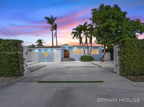 3341 NW 20th Street Miami FL 33142
