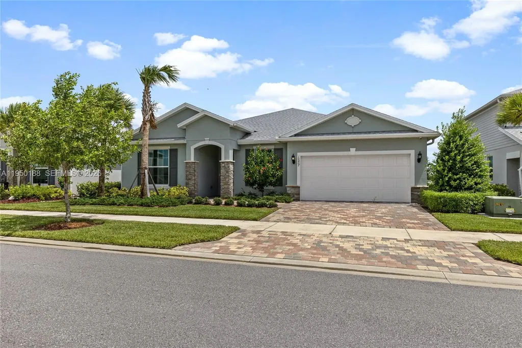 10407 SW Captiva Drive Port St. Lucie FL 34987
