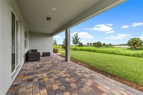 10407 SW Captiva Drive Port St. Lucie FL 34987