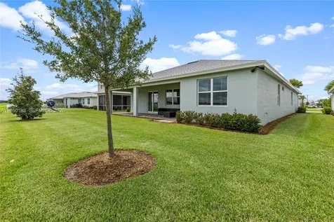 10407 SW Captiva Drive Port St. Lucie FL 34987