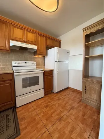 8135 Sunrise Lakes Boulevard Sunrise FL 33322