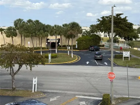 8135 Sunrise Lakes Boulevard Sunrise FL 33322