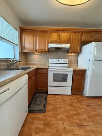 8135 Sunrise Lakes Boulevard Sunrise FL 33322