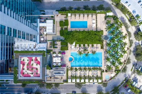 1425 Brickell Avenue Miami FL 33131