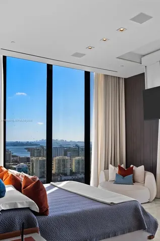 17141 Collins Avenue Sunny Isles Beach FL 33160