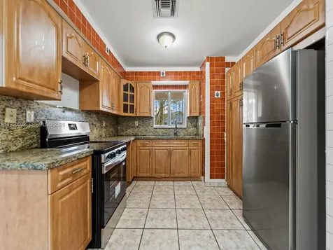 11075 SW 221st Terrace Miami FL 33170