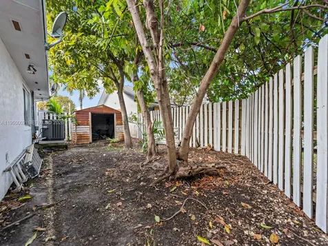 11075 SW 221st Terrace Miami FL 33170