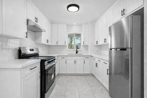 11075 SW 221st Terrace Miami FL 33170