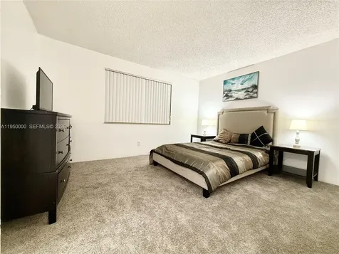 131 SE 3rd Avenue Dania Beach FL 33004