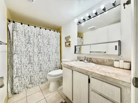 131 SE 3rd Avenue Dania Beach FL 33004