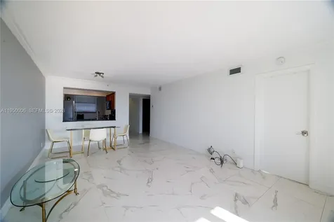 1266 S Military Trail Deerfield Beach FL 33442