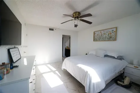 1266 S Military Trail Deerfield Beach FL 33442