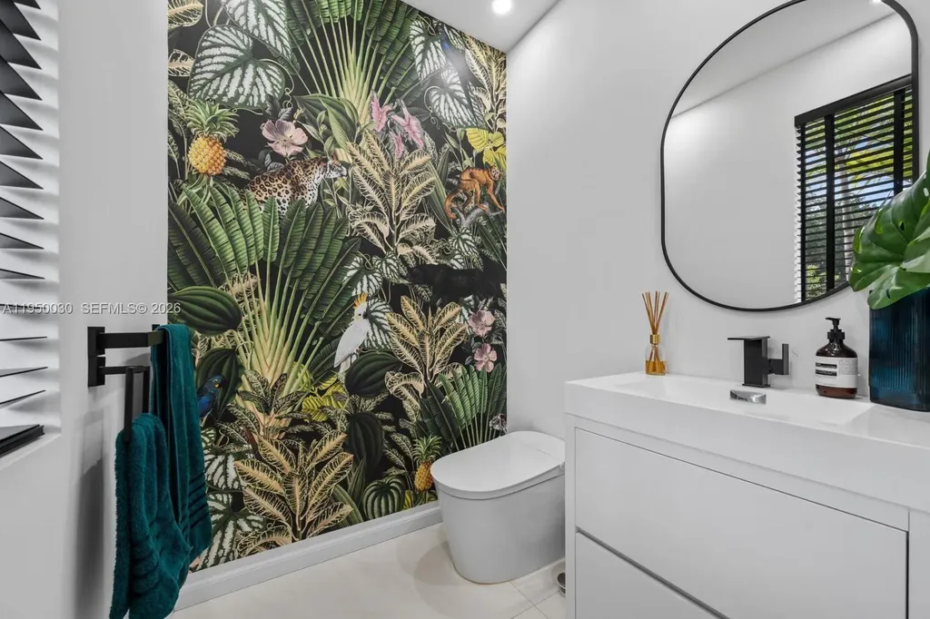 421 NW 17th Street Fort Lauderdale FL 33311