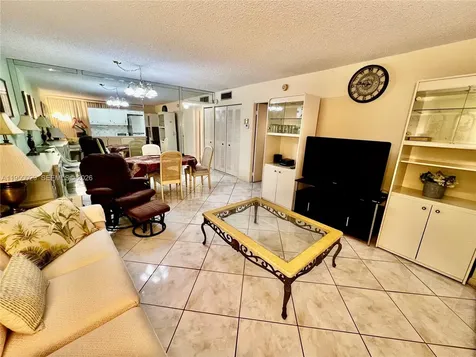3821 Environ Boulevard Lauderhill FL 33319