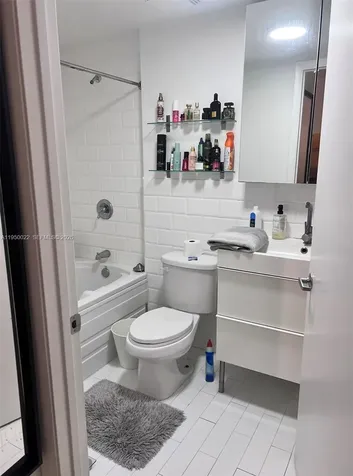 690 SW 1st Court Miami FL 33130