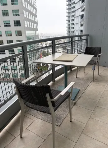 690 SW 1st Court Miami FL 33130