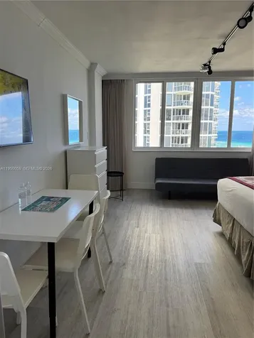 19201 Collins Avenue North Miami Beach FL 33160