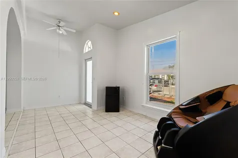 1428 SW 20th Street Miami FL 33145