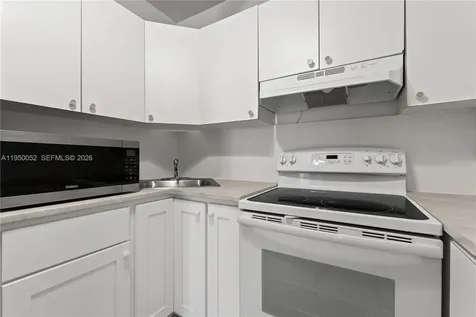 1428 SW 20th Street Miami FL 33145