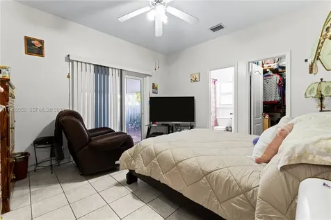1428 SW 20th Street Miami FL 33145