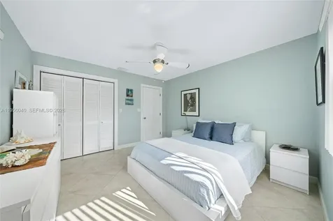 208 NE 4th Street Hallandale Beach FL 33009