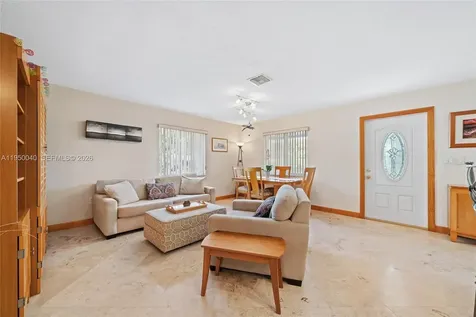 208 NE 4th Street Hallandale Beach FL 33009