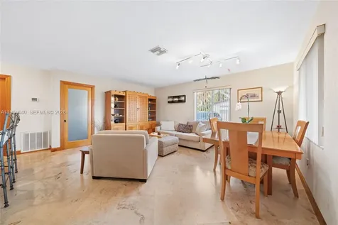 208 NE 4th Street Hallandale Beach FL 33009
