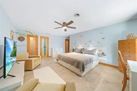 208 NE 4th Street Hallandale Beach FL 33009