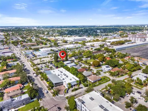 208 NE 4th Street Hallandale Beach FL 33009