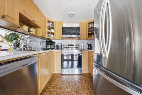 10133 NW 5th Terrace Miami FL 33172