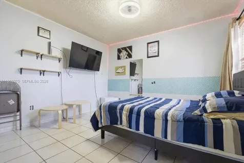 10133 NW 5th Terrace Miami FL 33172