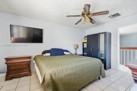 10133 NW 5th Terrace Miami FL 33172