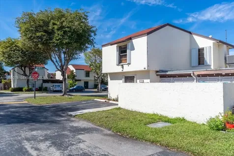 10133 NW 5th Terrace Miami FL 33172