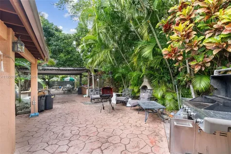 5951 SW 4th Street Miami FL 33144