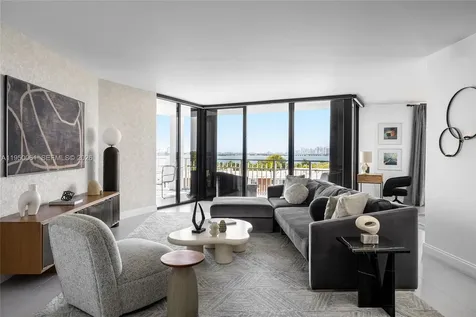 4000 Towerside Terrace Miami FL 33138