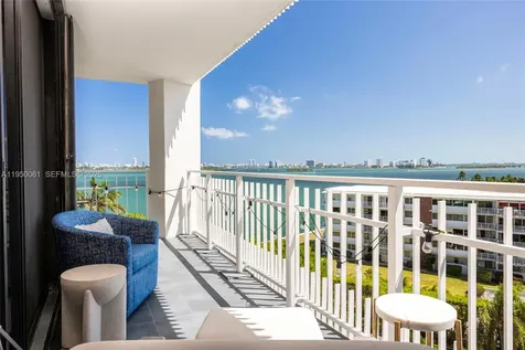 4000 Towerside Terrace Miami FL 33138