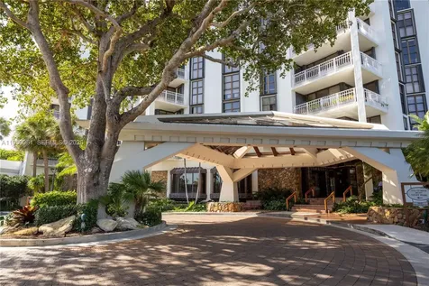 4000 Towerside Terrace Miami FL 33138