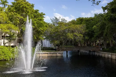 4000 Towerside Terrace Miami FL 33138