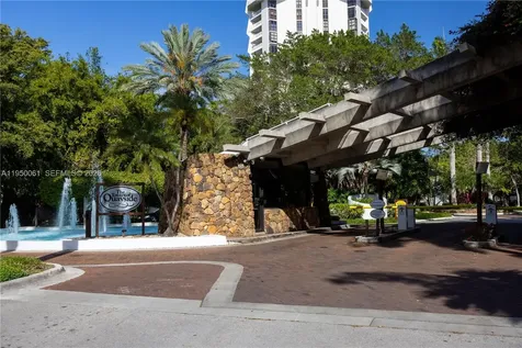 4000 Towerside Terrace Miami FL 33138
